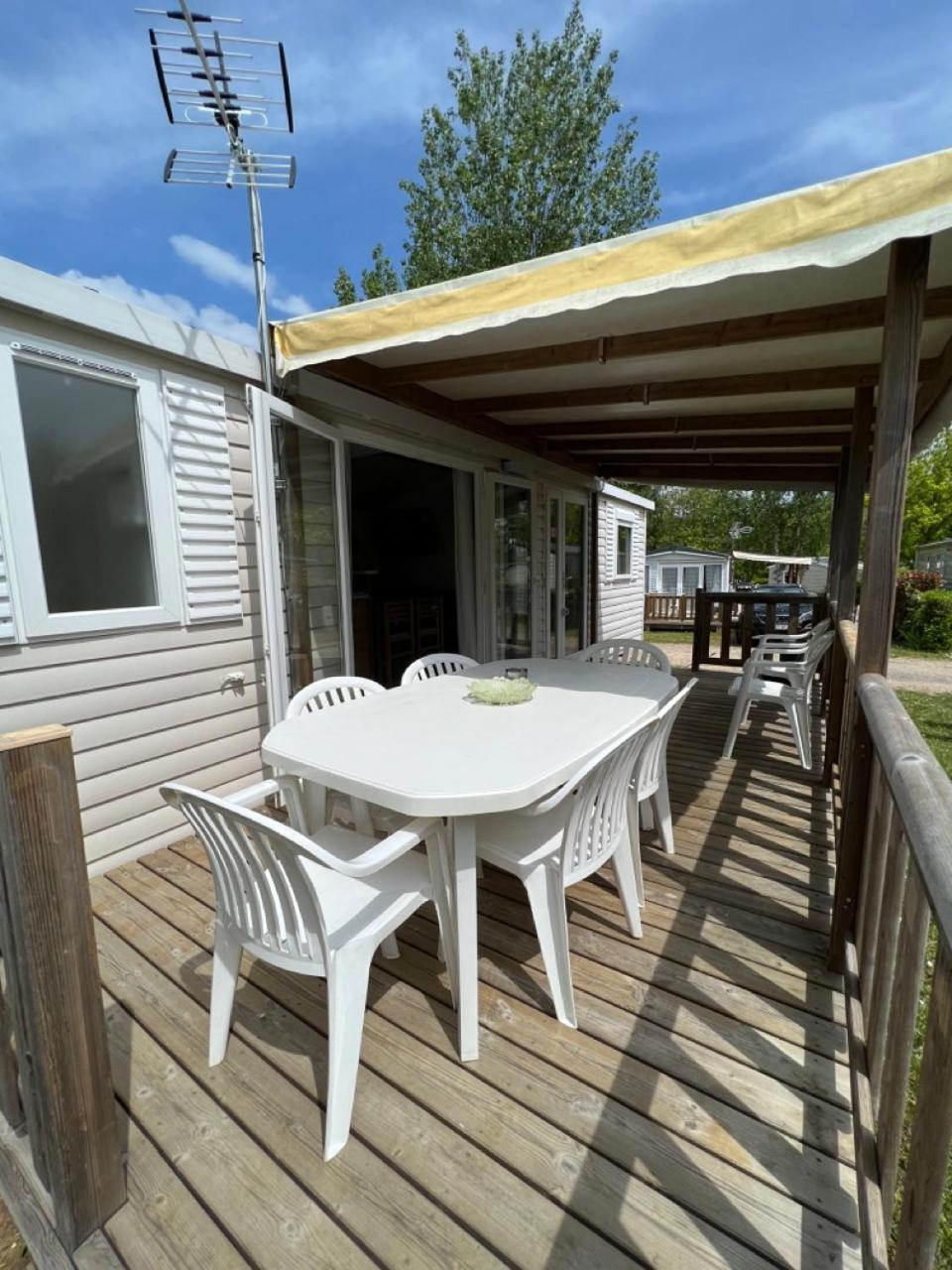Mobil-Home 4 Etoiles Avec Piscine Proche De Blois Onzain Exterior foto